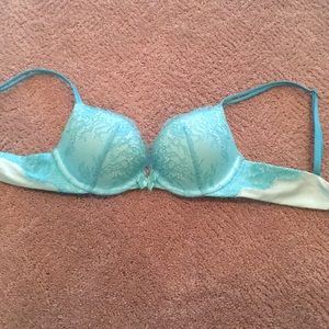 Victoria’s Secret 32A blue lace push up bra